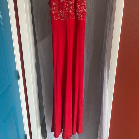 Red Gown NightWay 6P - Picture 3 of 4